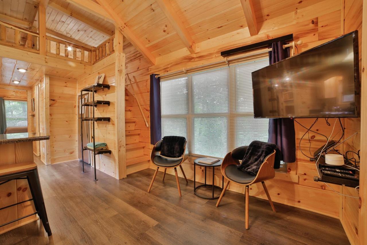 Thomas Cabin Forest Tiny Cabin With Hot Tub Chattanooga Exterior foto